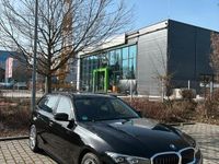 Gebraucht BMW 318 150 PS (110 kW) 2024 Schwarz Kombi