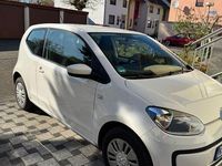 Gebraucht VW up! high up! 68 PS (50 kW) 2014 Weiß Kleinwagen