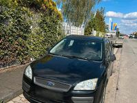 Second-hand Ford Focus 100 CP (73 kW) 2005 Negru Break
