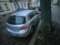 Gebraucht Opel Astra 115 PS (84 kW) 2004 Silber Kleinwagen