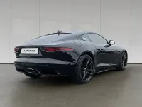 Gebraucht Jaguar F-Type R-Dynamic 304 PS (223 kW) 2025 Santorini black