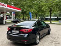 Gebraucht Hyundai Sonata 164 PS (120 kW) 2015 Schwarz Limousine