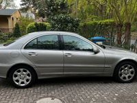 Gebraucht Mercedes C180 Elegance 143 PS (105 kW) 2006 Grau Limousine