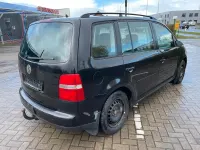 Gebraucht VW Touran 104 PS (76 kW) 2004 Schwarz Van / Kleinbus