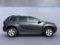 Gebraucht Dacia Duster Comfort 131 PS (96 kW) 2016 Grau SUV