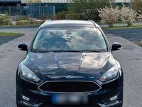 Usata Ford Focus 125 CV (91 kW) 2015 Nero Station wagon