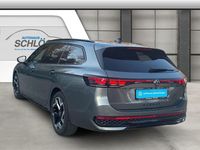 Gebraucht VW Passat R-line 193 PS (141 kW) 2025 Grau Kombi