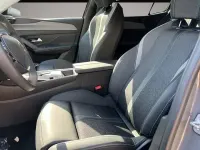 Neu Peugeot 408 Allure 136 PS (100 kW) 2025 Manufacturer SUV