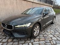 Gebraucht Volvo V60 197 PS (144 kW) 2021 Grau Kombi