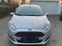 Gebraucht Ford Fiesta Titanium 101 PS (74 kW) 2013 Silber Kleinwagen