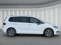 Gebraucht VW Touran Goal 150 PS (110 kW) 2025 Weiss Van / Kleinbus