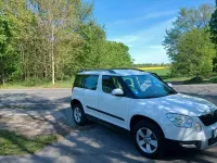 Gebraucht Skoda Yeti 105 PS (77 kW) 2011 Grau SUV