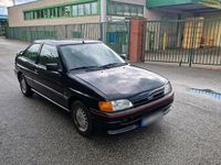 Używany Ford Escort 105 KM (77 kW) 1991 Czarny Coupe