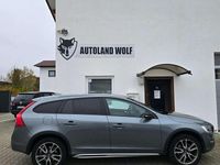 Gebraucht Volvo V60 CC Summum 150 PS (110 kW) 2016 Osmium grey / metallic Kombi