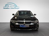 Gebraucht BMW 318 Shadowline 150 PS (110 kW) 2024 Schwarzkeine angabe Kombi