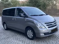 Gebraucht Hyundai H-1 170 PS (125 kW) 2016 Silber Van / Kleinbus