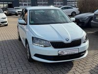 Gebraucht Skoda Fabia Ambition 60 PS (44 kW) 2015 Weiß Limousine