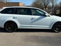 Gebraucht Skoda Octavia Joy 150 PS (110 kW) 2016 Weiß Kleinwagen