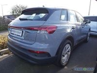Gebraucht Audi Q4 e-tron Basis 125 kW (170 PS) 2022 Kieselgrau SUV