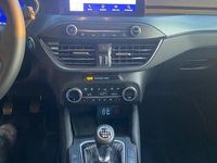 Gebraucht Ford Focus Active X 120 PS (88 kW) 2021 Blau Limousine