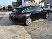 Gebraucht Mercedes CLA180 Shooting Brake 116 PS (85 kW) 2022 Schwarz Kombi
