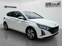 Gebraucht Hyundai i20 Trend 101 PS (74 kW) 2025 Silber Kleinwagen
