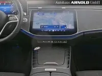 Second-hand Mercedes E200 Avantgarde 204 CP (150 kW) 2025 Negru Berlinǎ