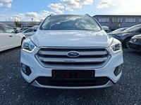 Gebraucht Ford Kuga Titanium 150 PS (110 kW) 2018 Weiß SUV