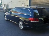 Gebraucht Mercedes E220 170 PS (125 kW) 2014 Schwarz Kombi
