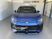 Neu VW T-Roc R-line 150 PS (110 kW) 2026 [7xa1] celestial blue metallic / dach schwarz SUV
