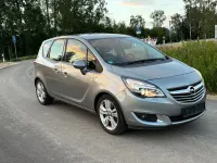 Gebraucht Opel Meriva Innovation 140 PS (102 kW) 2014 Silber Van / Kleinbus