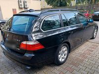 Gebraucht BMW 525 197 PS (144 kW) 2008 Schwarz Kombi
