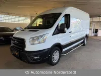 Gebraucht Ford Transit Trend 131 PS (96 kW) 2022 Weiß Van / Kleinbus