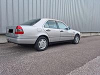 Gebraucht Mercedes C180 Elegance 122 PS (89 kW) 1995 Silber Limousine