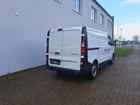 Neu Renault Trafic Komfort 81 PS (59 kW) 2025 Weiß Van / Kleinbus