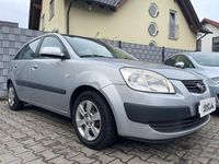 Gebraucht Kia Rio EX 97 PS (71 kW) 2007 Silber Limousine