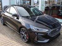 Neu Ford Focus ST 280 PS (205 kW) 2026 Agateblack metallic Limousine