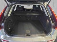 Gebraucht Volvo XC60 Core 250 PS (183 kW) 2024 Vapour grey SUV