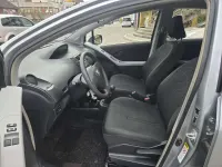 Gebraucht Toyota Yaris Cool 69 PS (50 kW) 2011 Medium silver metallic Kleinwagen