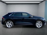 Gebraucht Audi Q8 381 PS (280 kW) 2022 Schwarz SUV