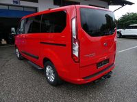 Gebraucht Ford Tourneo 131 PS (96 kW) 2019 Race red Van / Kleinbus
