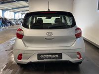 Gebraucht Hyundai i10 Select 67 PS (49 kW) 2021 Silber Kleinwagen