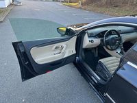 Gebraucht VW CC Basis 140 PS (102 kW) 2012 Schwarz metallic Limousine