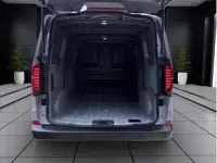 Neu VW T7 110 PS (80 kW) 2026 Grau (stone grey) Van