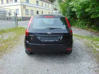 Gebraucht Ford Fiesta Trend 101 PS (74 kW) 2002 Other Kleinwagen
