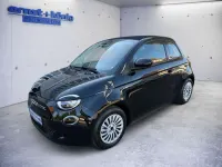 Neu Fiat 500e Red 86 kW (118 PS) 2025 Onyx black Cabrio
