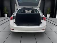 Gebraucht Skoda Octavia Style 116 PS (85 kW) 2023 Weiss Kombi
