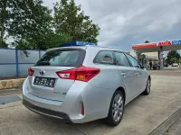 Gebraucht Toyota Auris Hybrid Life 99 PS (72 kW) 2014 Silver metallic Kombi