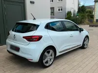 Gebraucht Renault Clio V 2022 Weiß Limousine