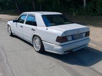 Gebraucht Mercedes 300 113 PS (83 kW) 1991 Weiß Limousine